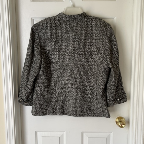 Jacket - Picture 2 of 3